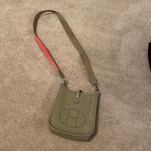 Brand new Hermès purse.